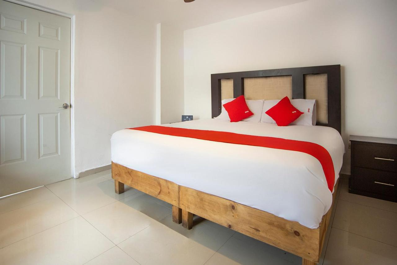 Hotel Mahu Монтеррей Экстерьер фото